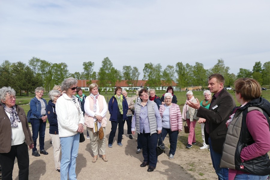 Mai 2018 - LandFrauen aus Schneverdingen besuchten das Hotel Camp Reinsehlen